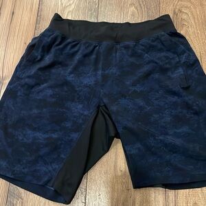 Large lululemon shorts